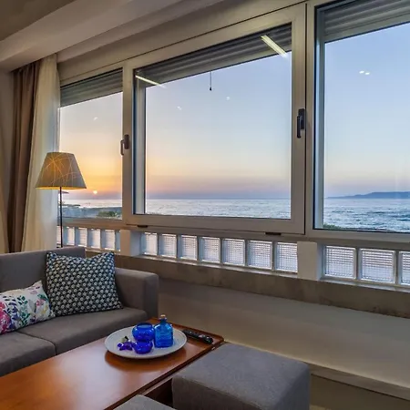 Apartment Grey Beachfront *